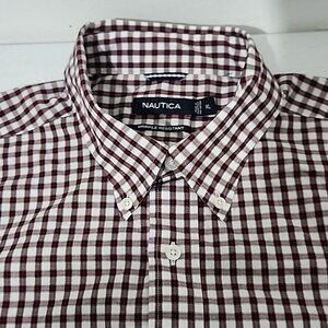 Nautica Shirt Mens XL Red Check Short Sleeve Button Down Wrinkle Resistance